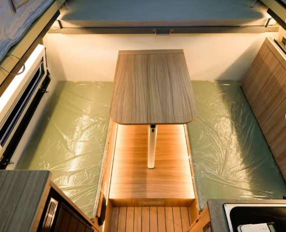 Custom Lightweight Aluminium Mini Adventure Camper Modern Style Slide-In Truck RV